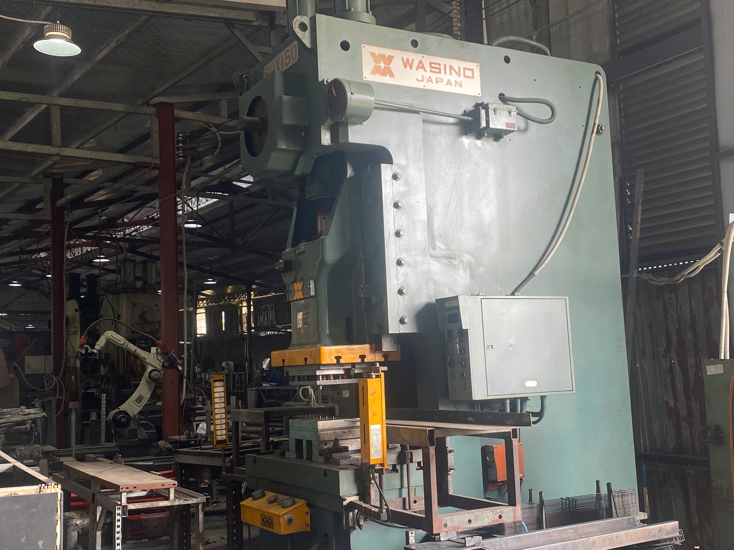 Stamping machine 3.jpg